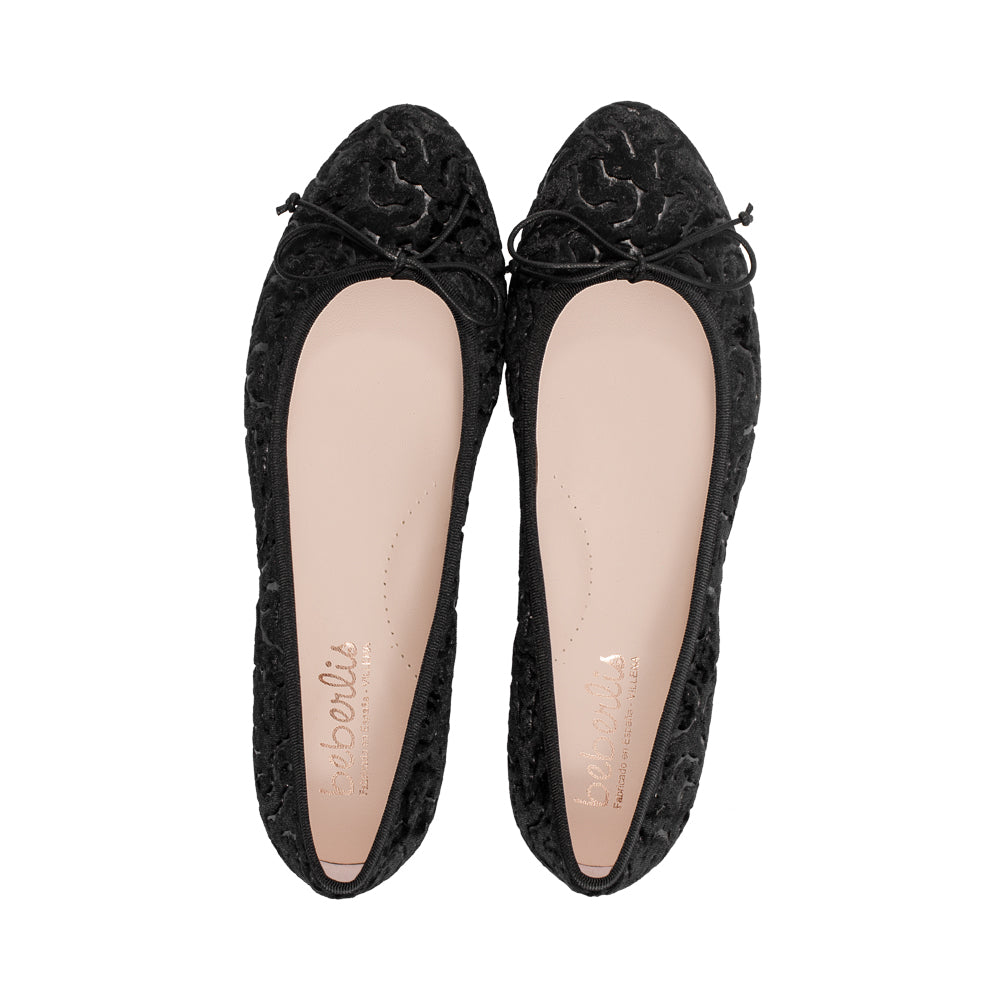 24600-A Black Stamped Velvet F25