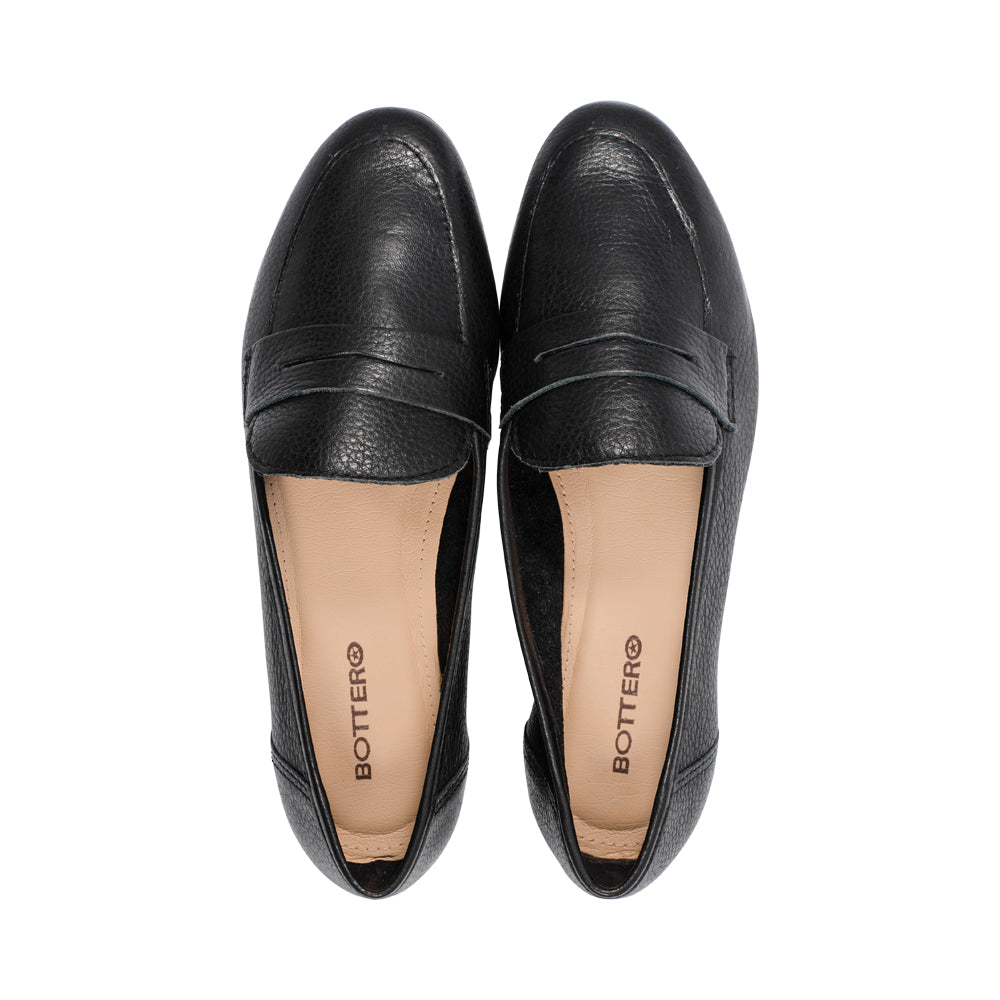 Acai Black Leather F25