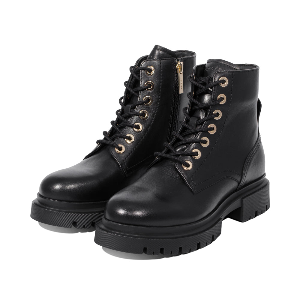 Akhi Black Leather F25