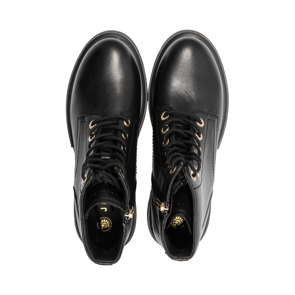 Akhi Black Leather F25