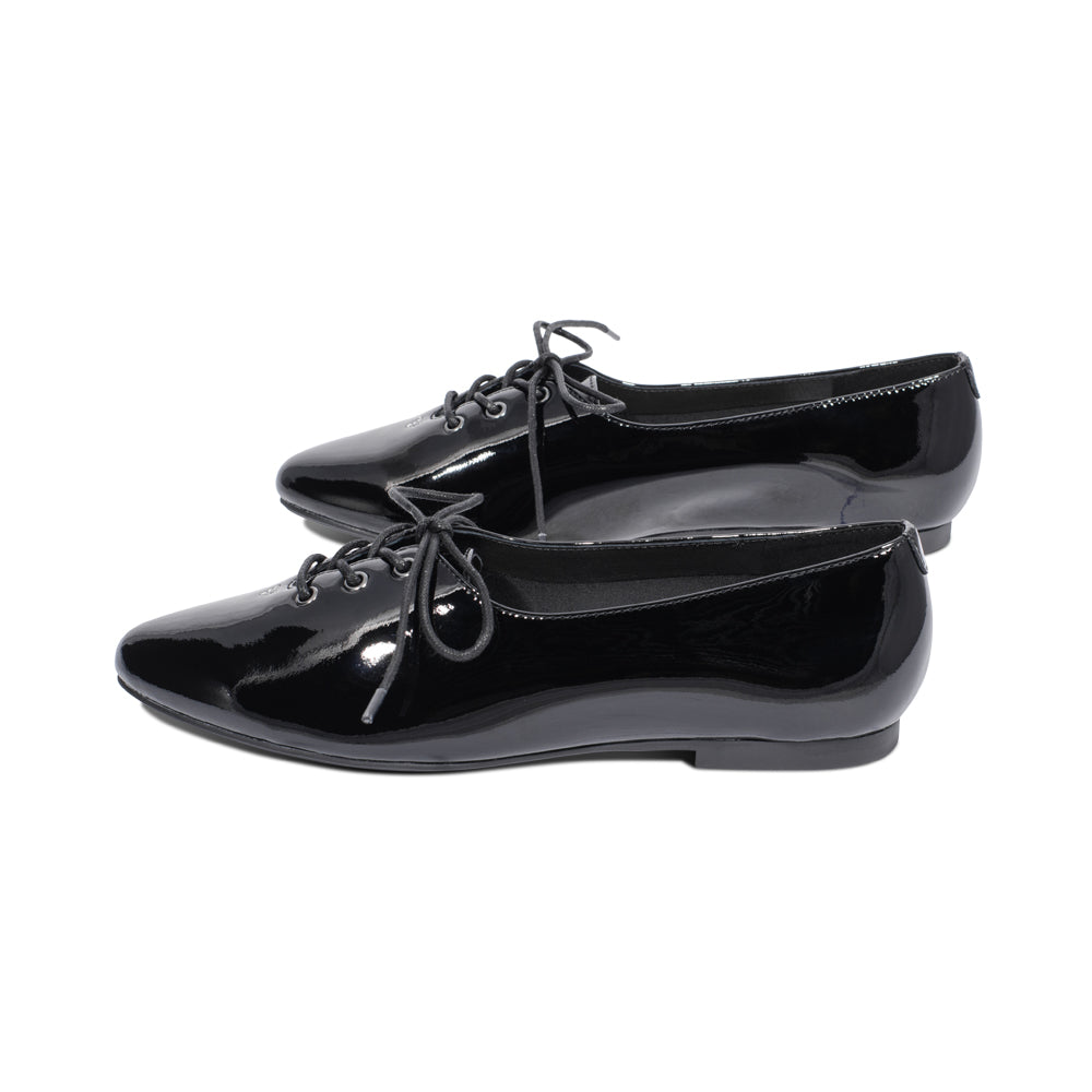 Bailey Black Patent F25