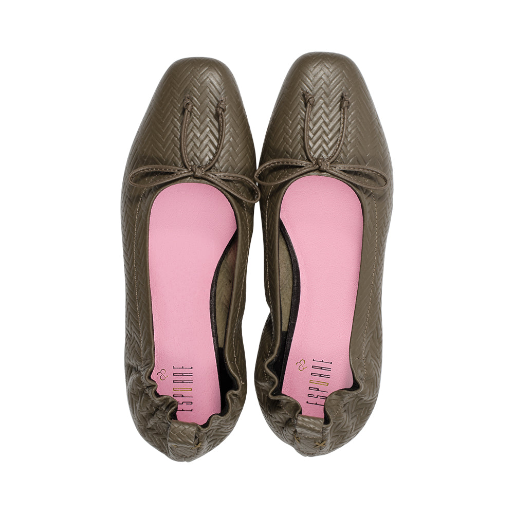 Barney Olive Chevron Leather F25