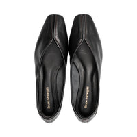 Carina Black Leather F25