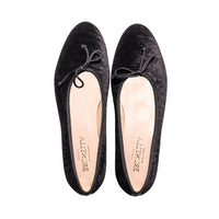 Sapphire Black Velvet F23