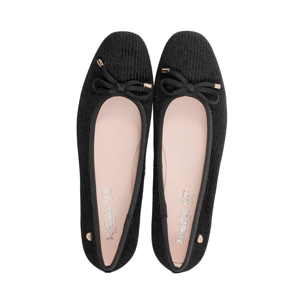 Daisy Black Corduroy Velvet F25