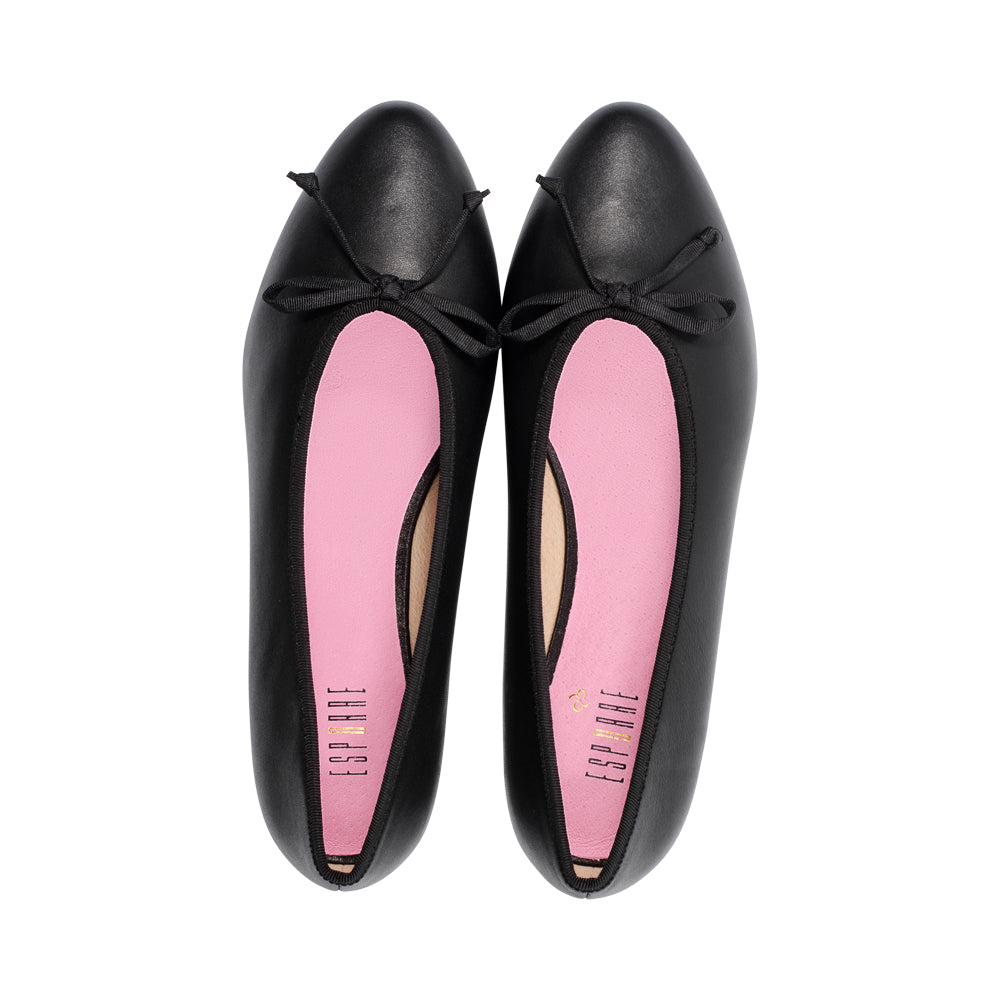 Diana Black Leather F25