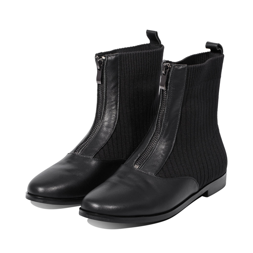 Dove Black Leather F25