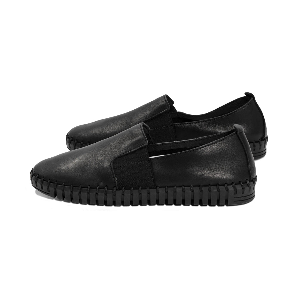 Frida Black Leather F25