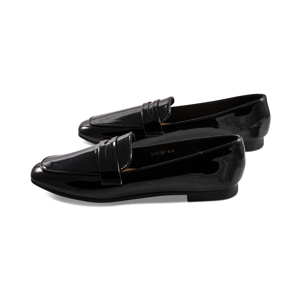 Harriet-8 Black Patent F23