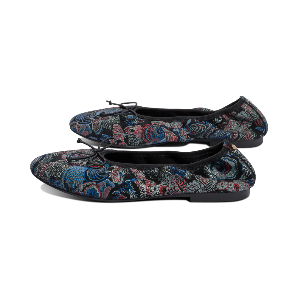 Hilda Black Multi Paisley Leather F25