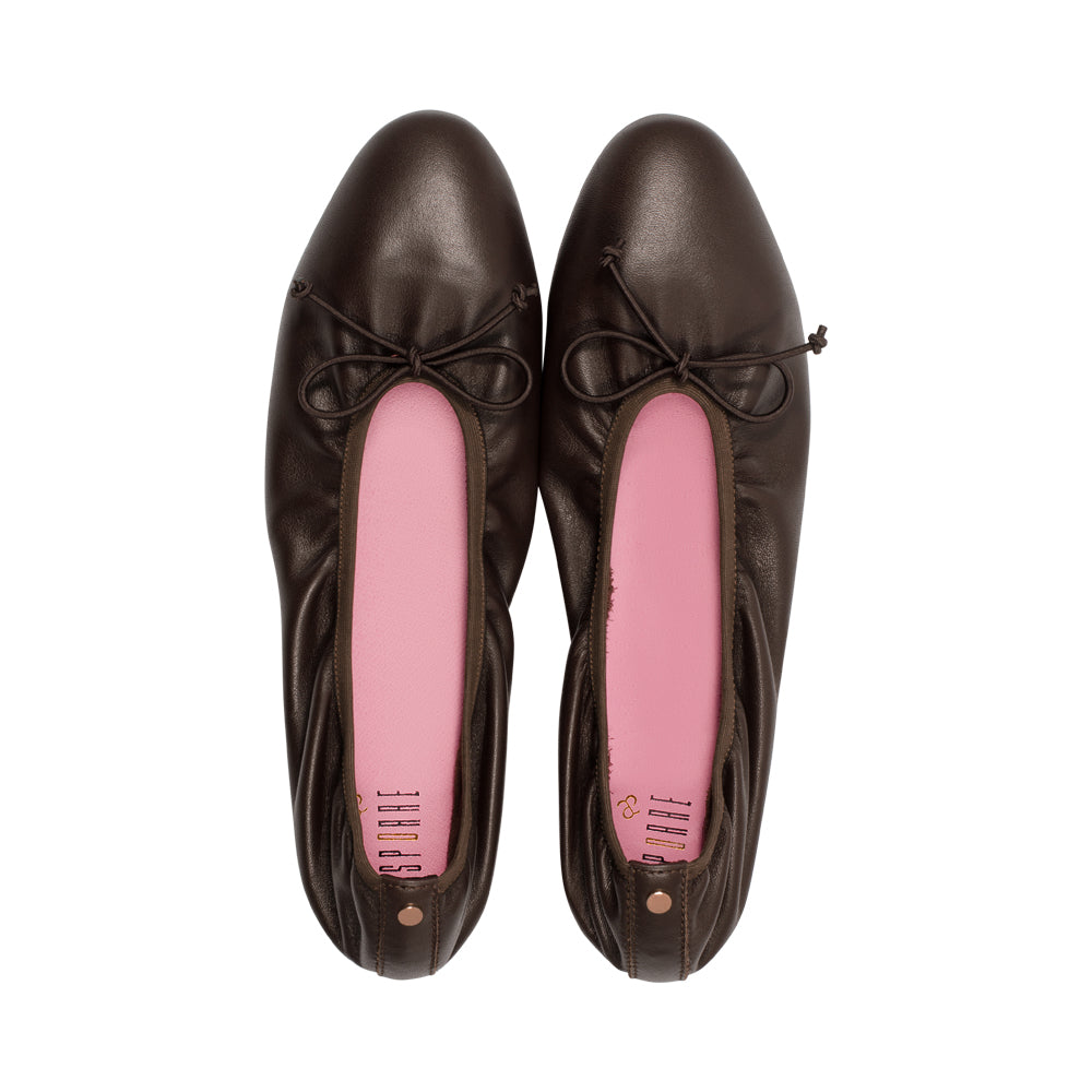 Hilda Chocolate Leather F25