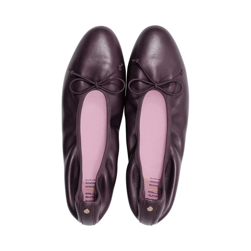 Hilda Plum Leather F25