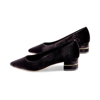 Hilly Black Velvet F23