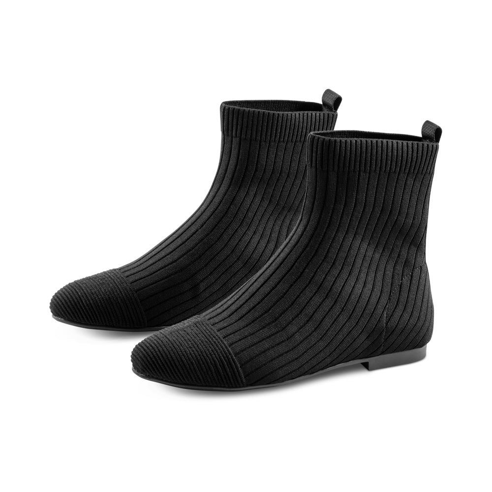 Jasmine Black Knit F23