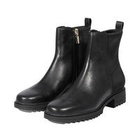 Kiki Black Leather F25