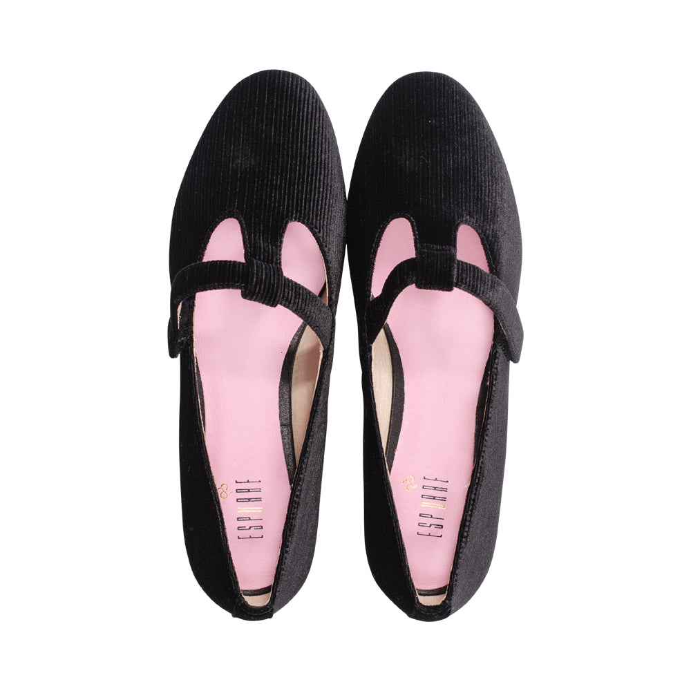 Kitty Black Corduroy F25