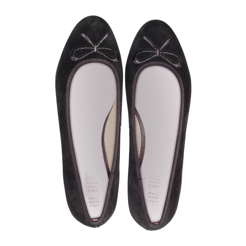 Krav Black / Black Suede F23