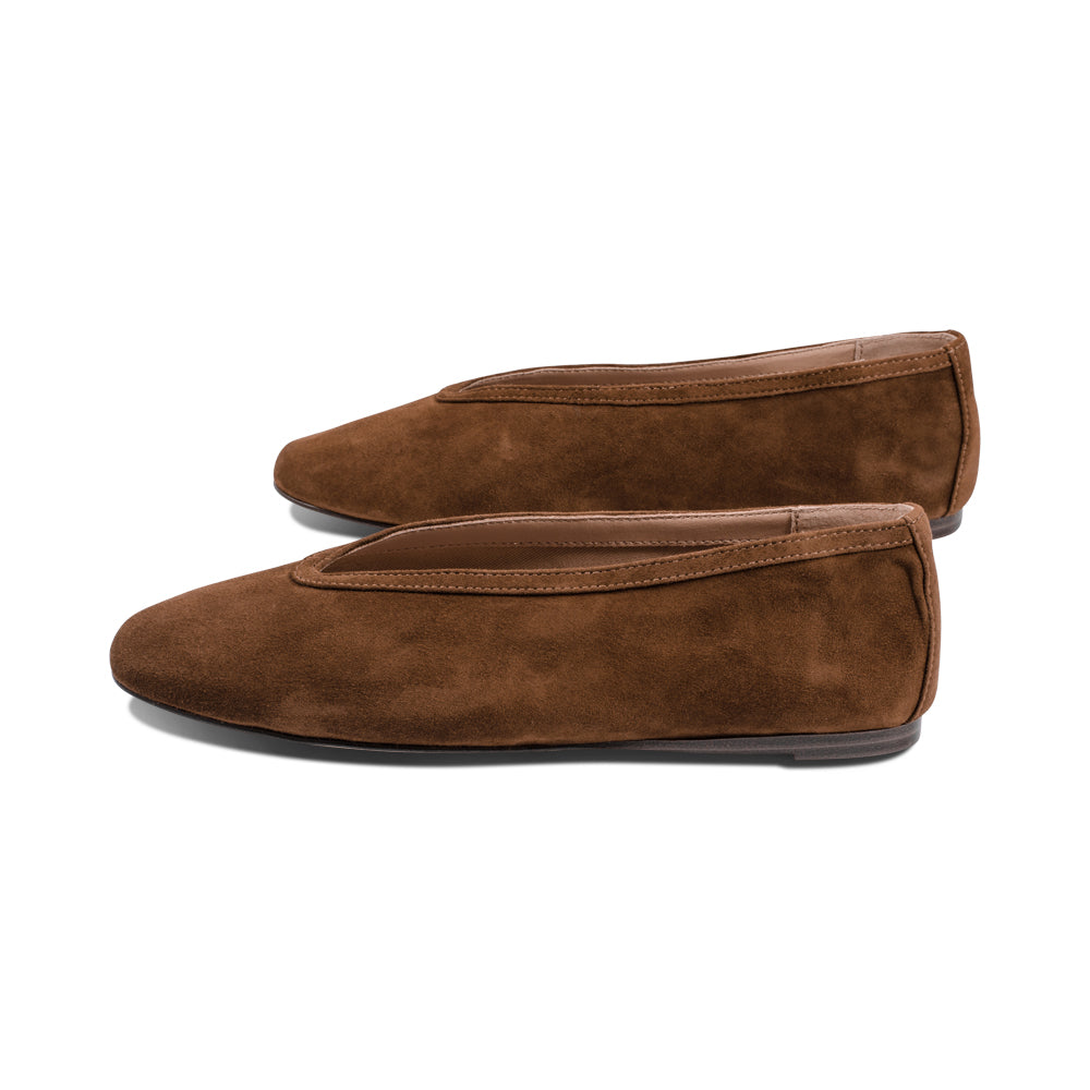 Loni Chestnut Suede F25