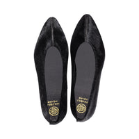 Manda Black Pony F23