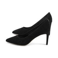 Newthin Black Suede F25