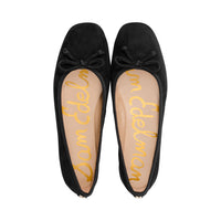 Ollie Black Suede F25