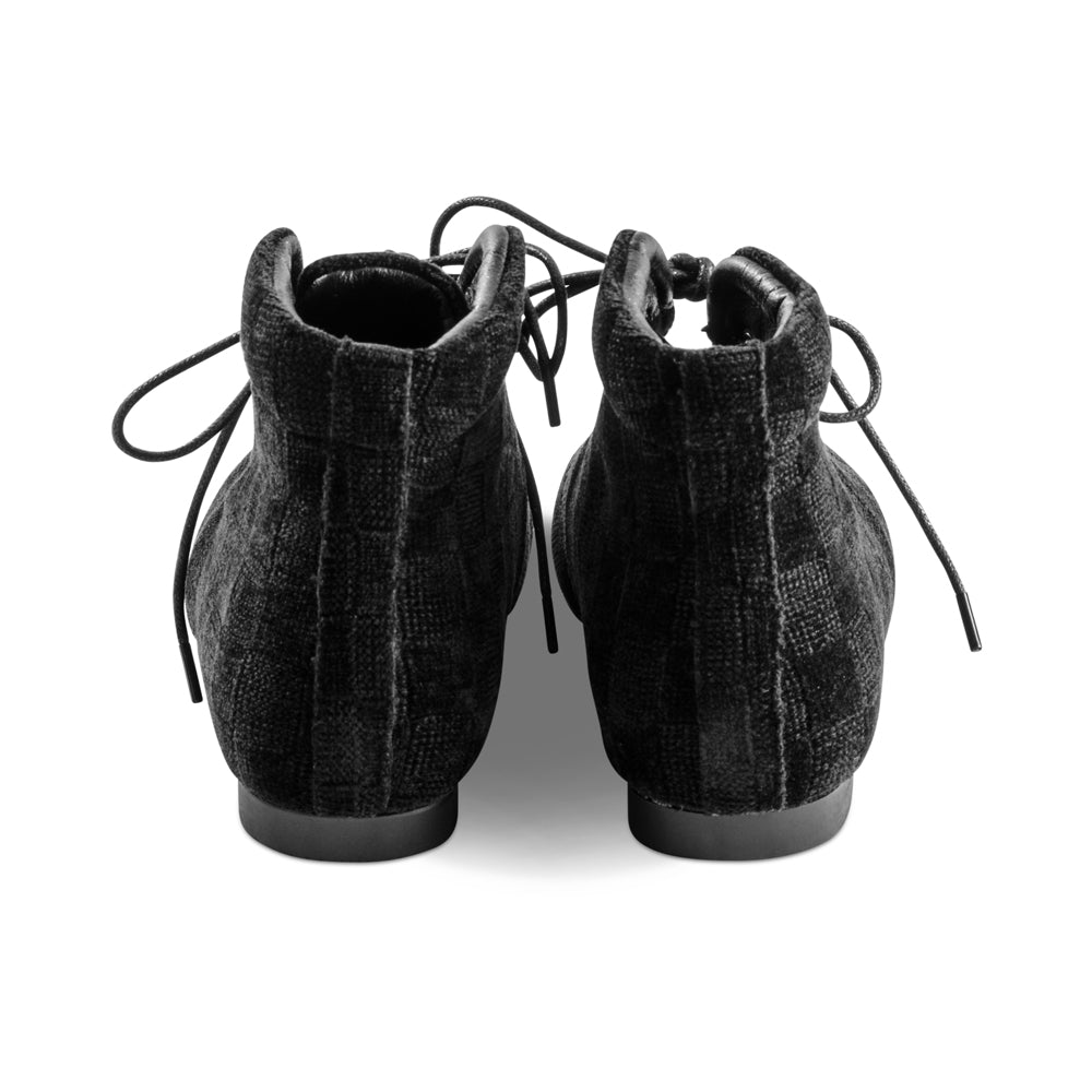 Orchid Black Boxes Velvet F23