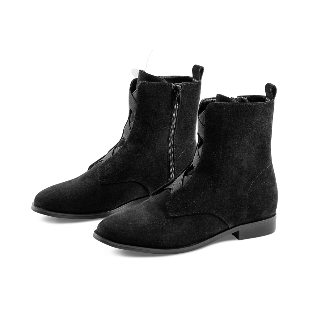 Pansy Black Suede F23