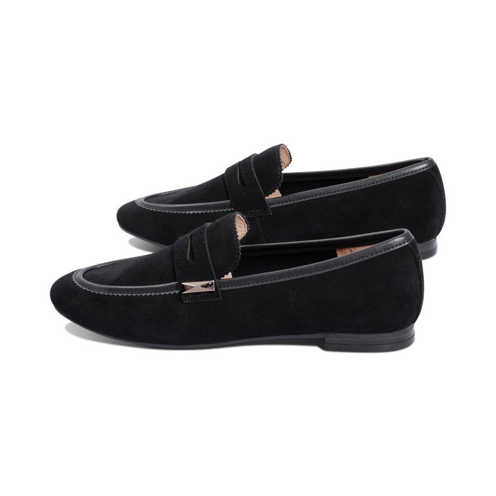 Pia Black Suede F25