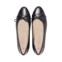 Quartz Black Leather F23