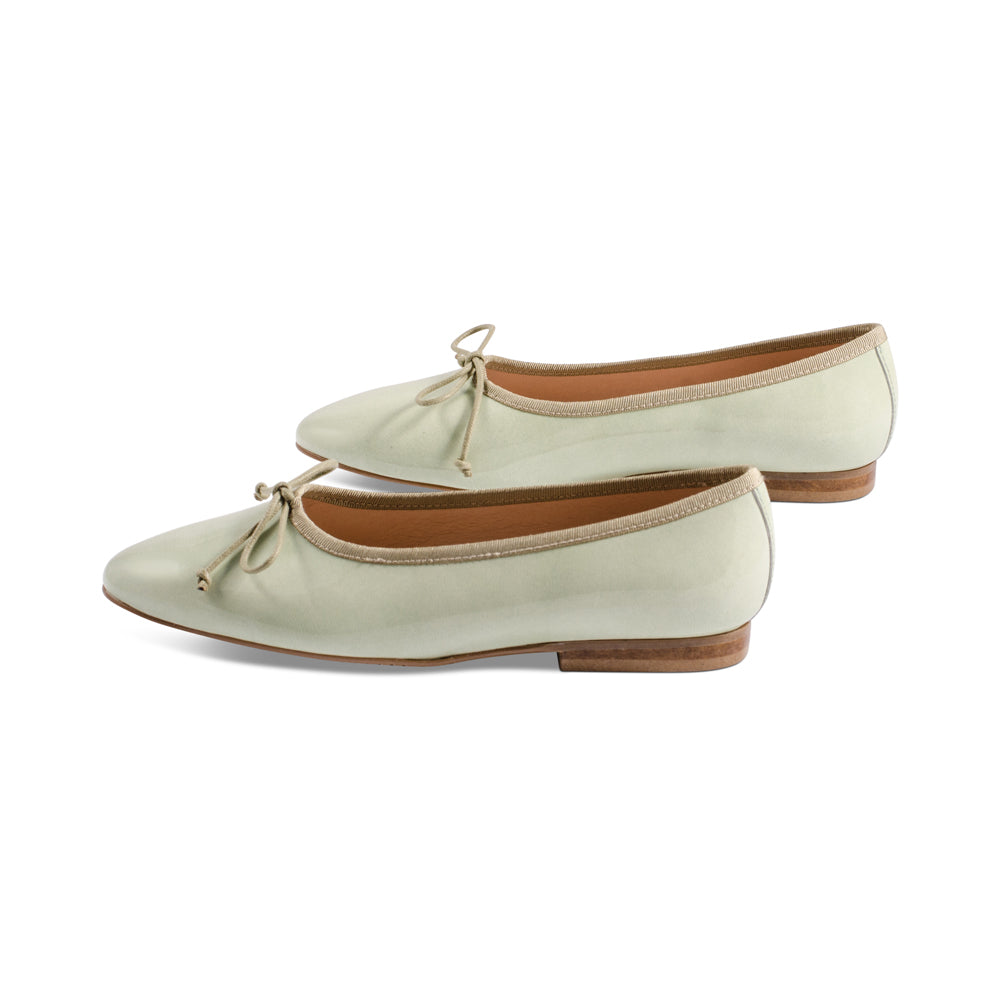 Ramona Celery Patent S24