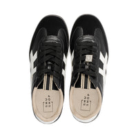 Sasha Black / White Suede F25