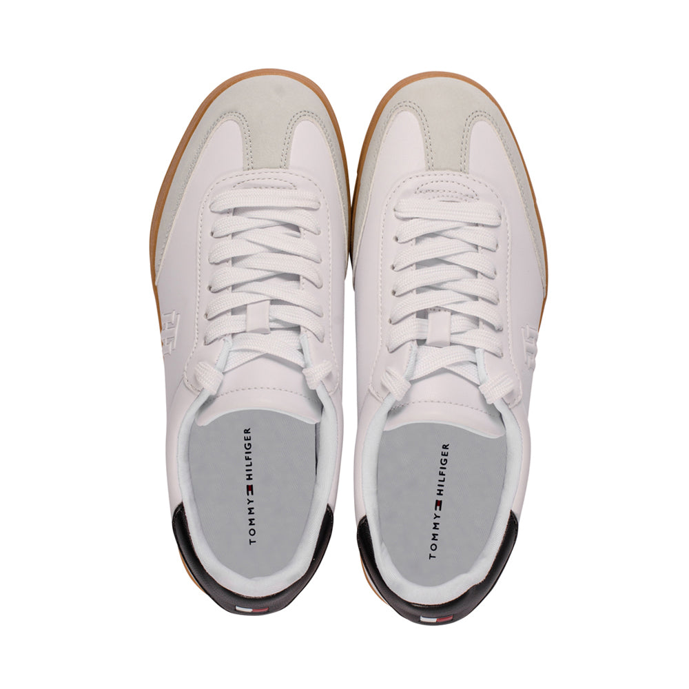 Seashell White / Black S24