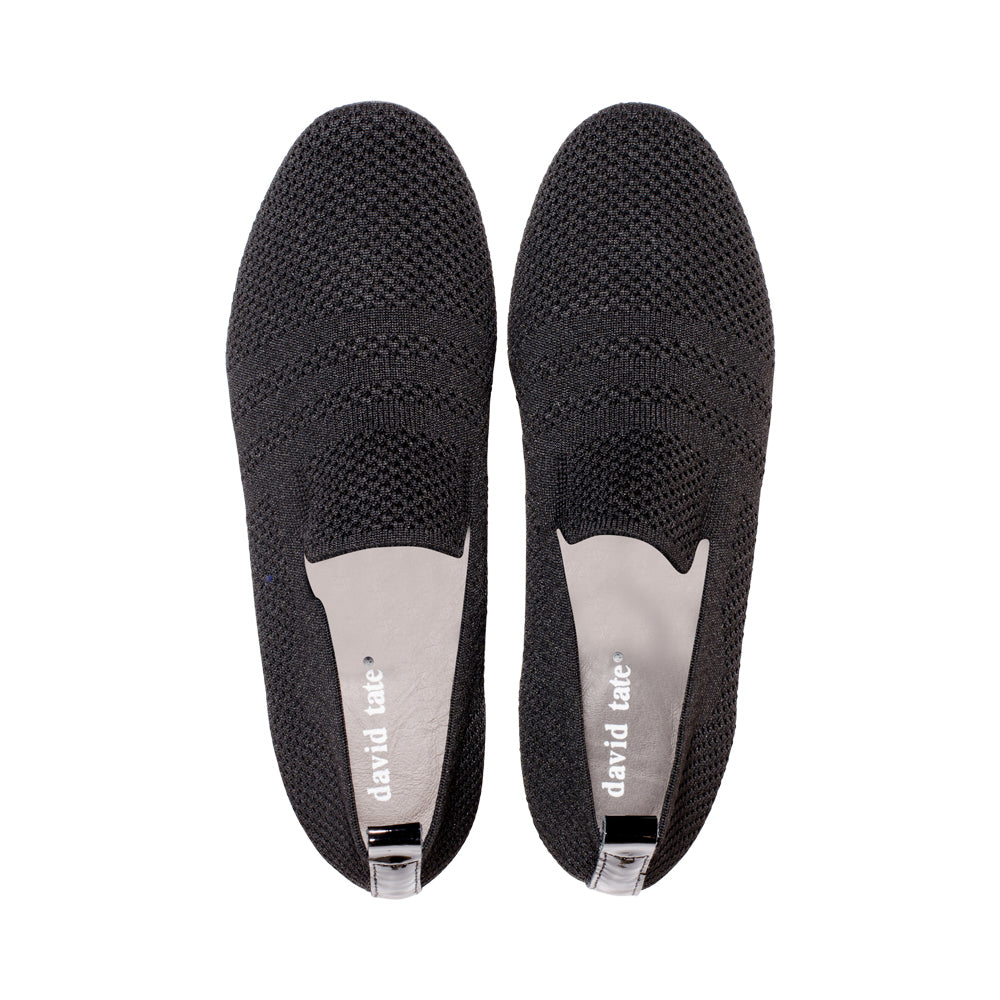 Ultimate Black Knit F23