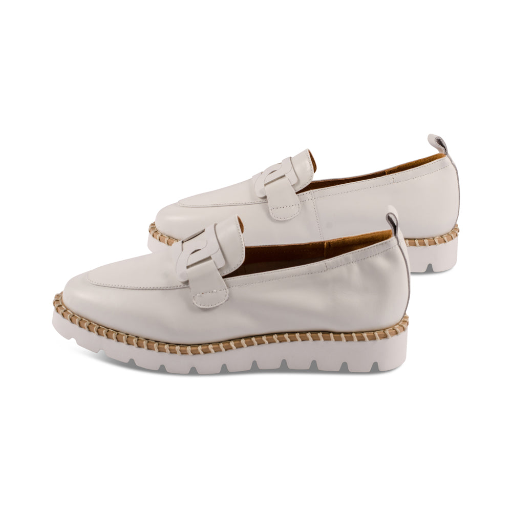 Wisteria White Leather S24