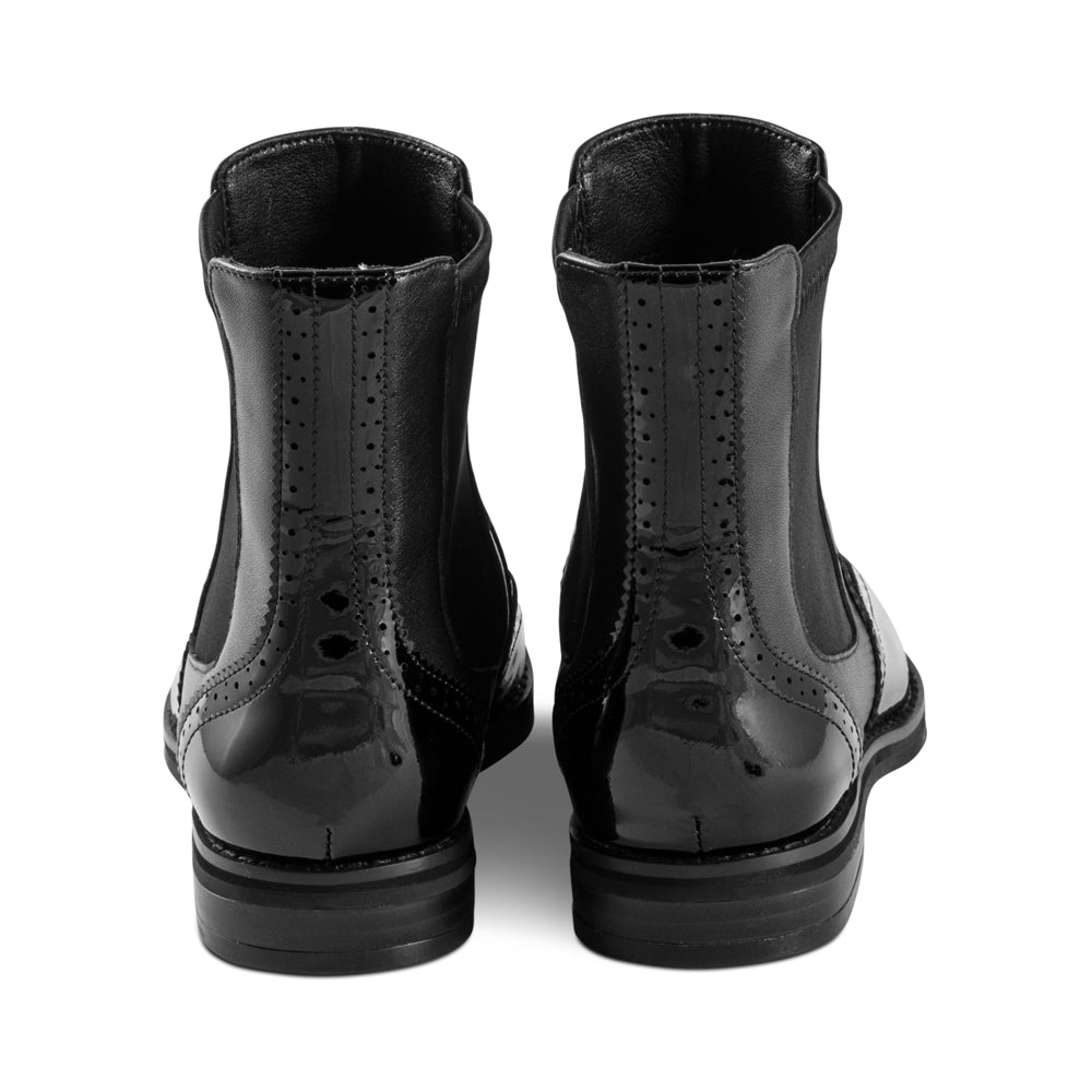 Winger Black / Black Patent F23