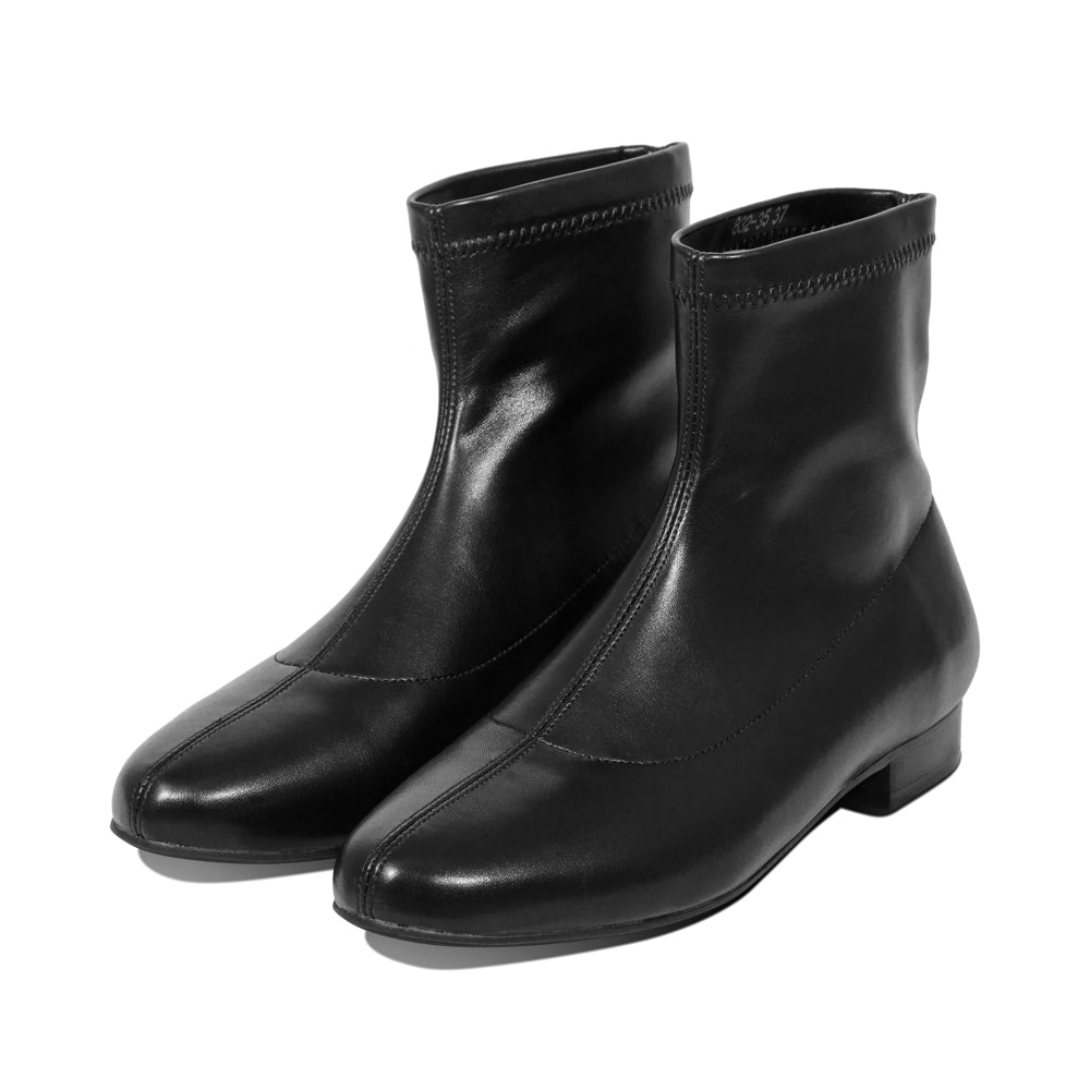 Wren Black Leather F25