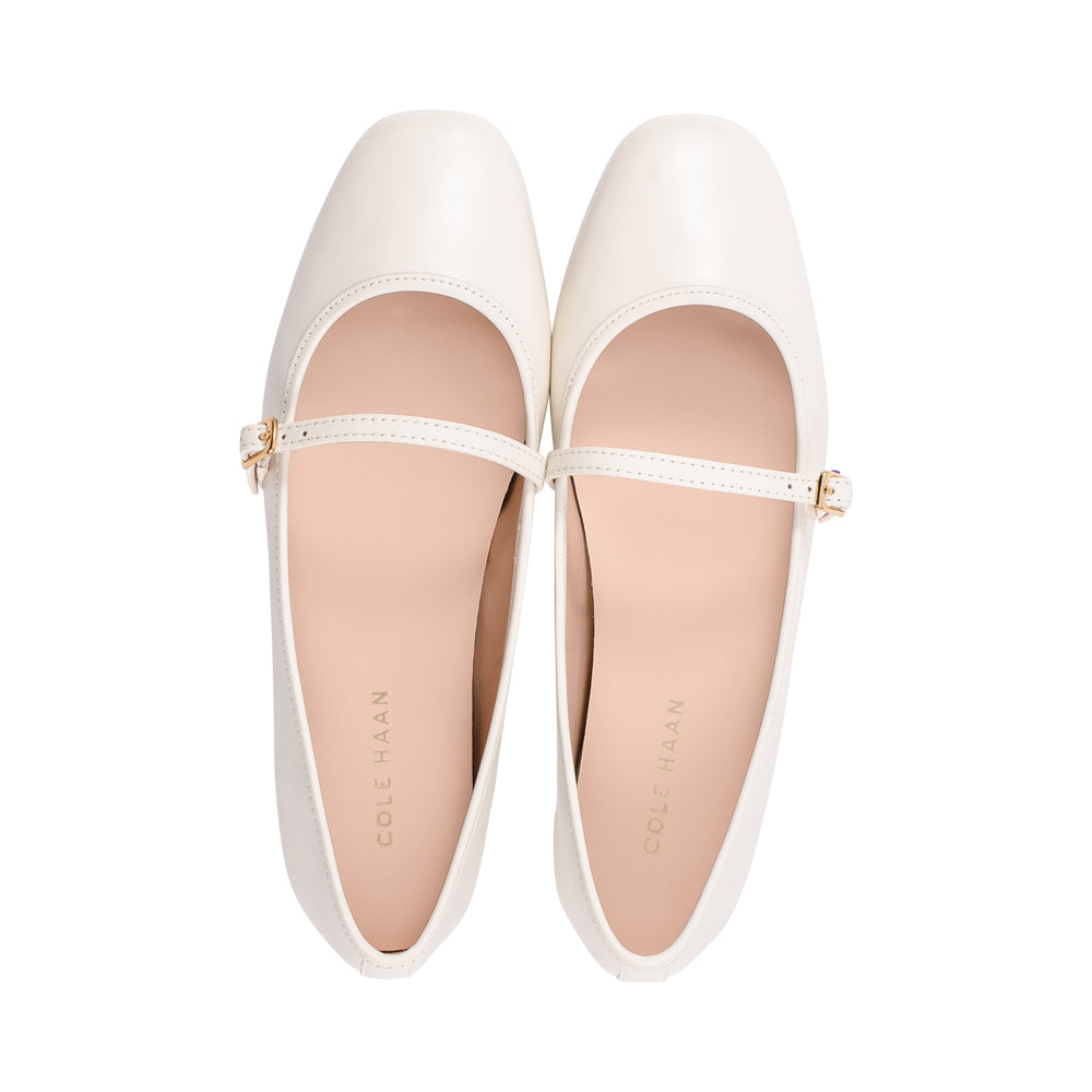 Yearling Ivory Leather S25