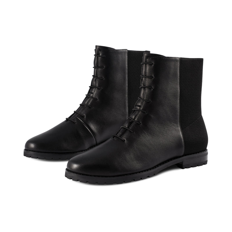 Beshir Black Leather F24