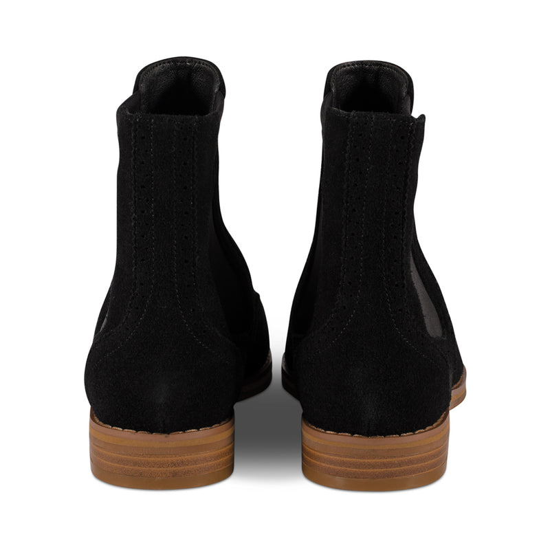 Winger Black Suede F24