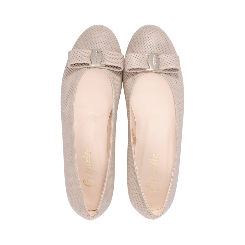 3069 Beige Perforated Leather S25