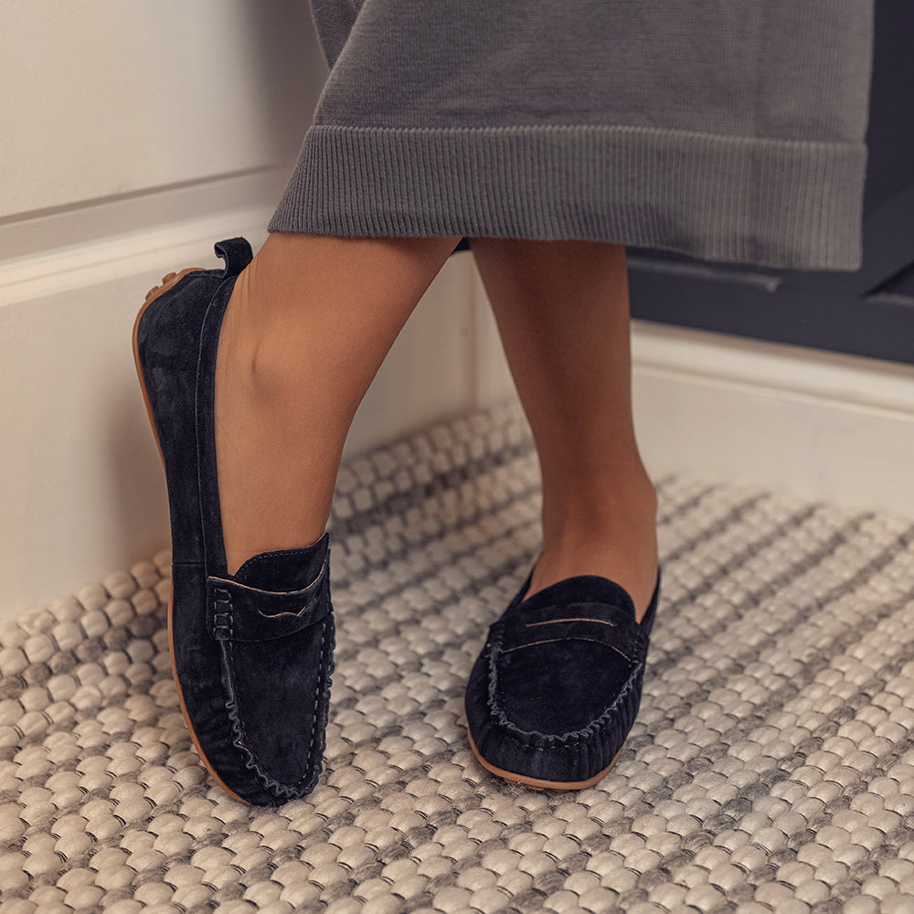 Treetop Dark Navy Suede F26