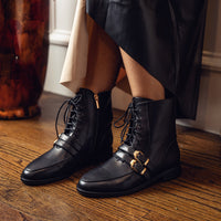Nexari Black Leather F26