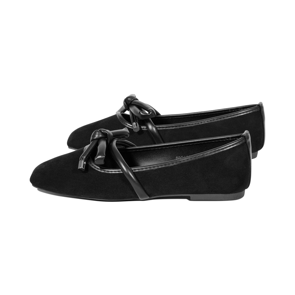 Adriana Black Suede F25