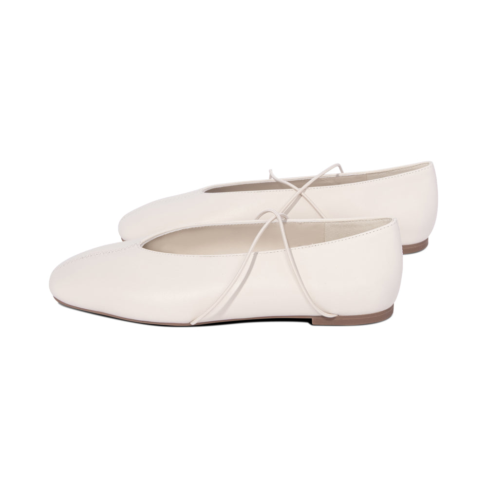 Adrienne Cream S26