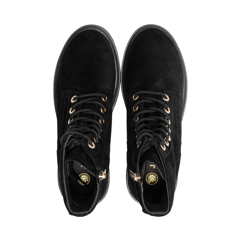 Akhi Black Suede F25