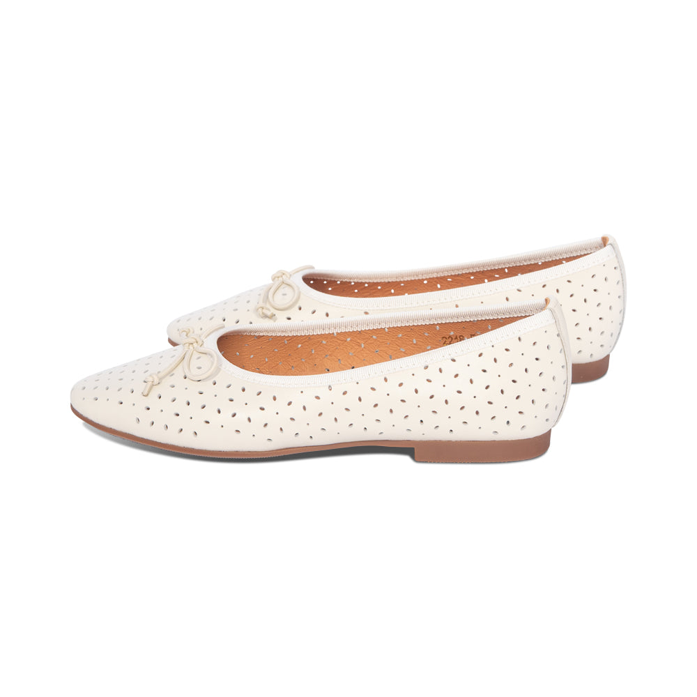 Becca Ivory Laser Cut S26