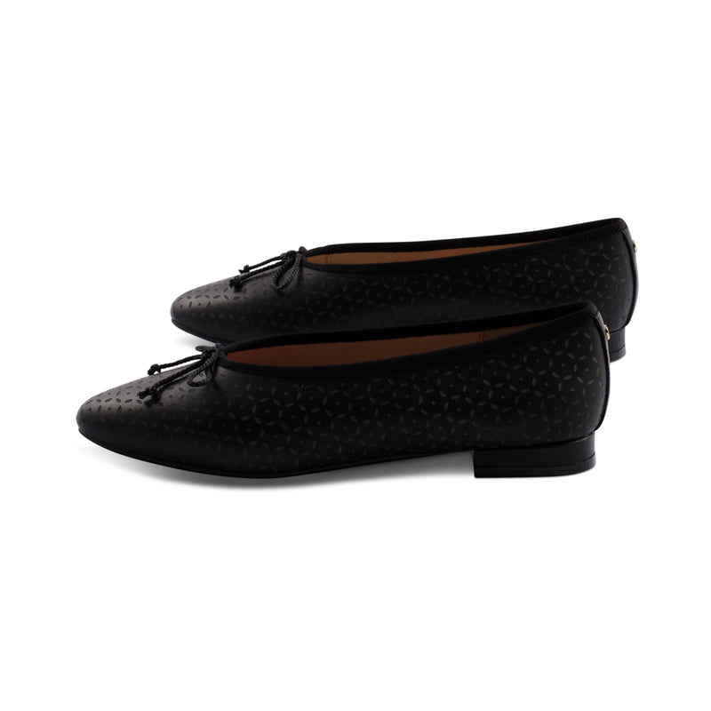 Ben Black Perforated Leather F24