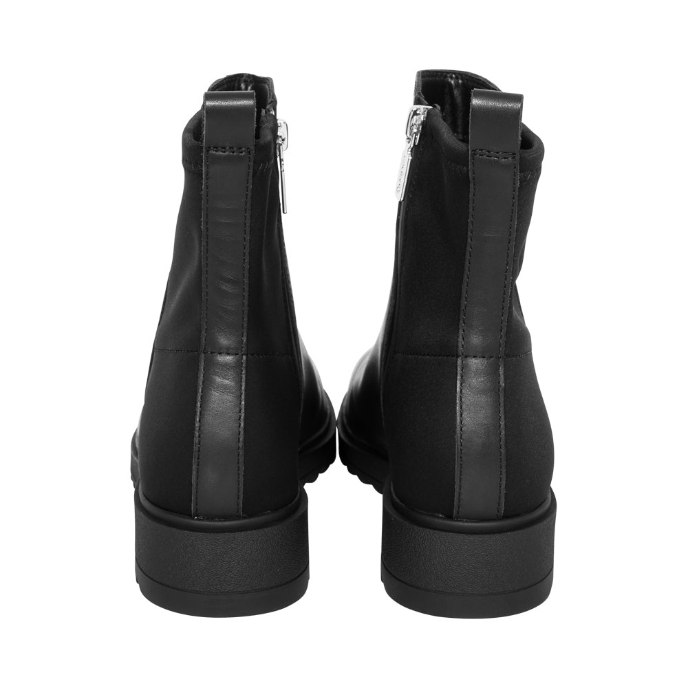 Carlo Black Leather F26