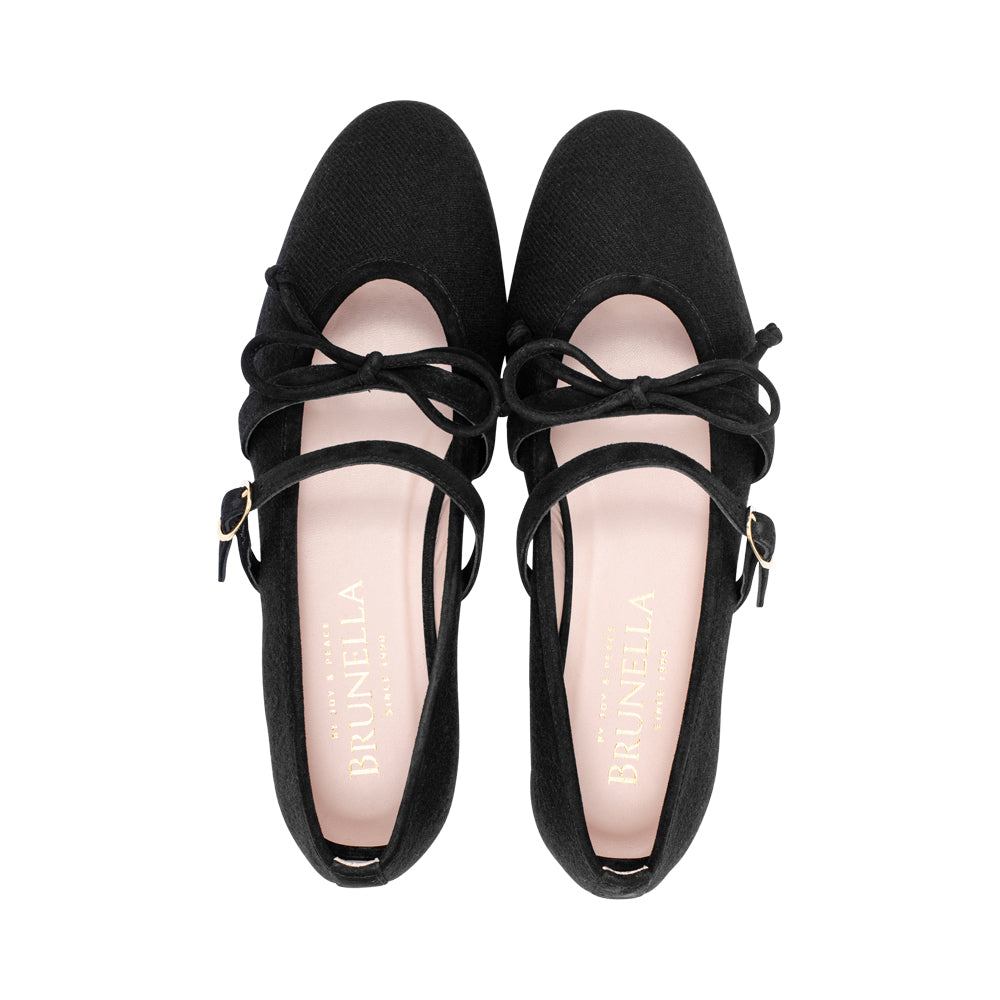 Cinta Black Wool / Black Suede F26