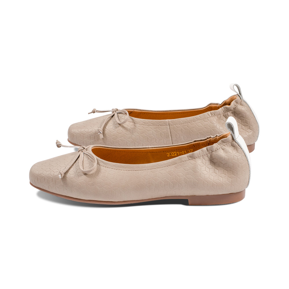 Como Taupe Geometric S25